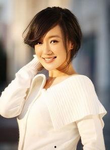 演员薛佳凝个人资料,从青涩校园到影视圈璀璨星辰的蜕变之路